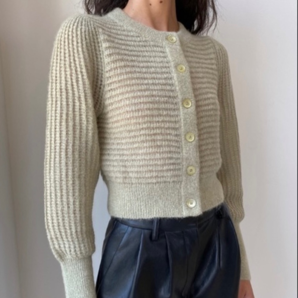 Aritzia Wilfred Alessia Cardigan in Basil Green (SOLD OUT)